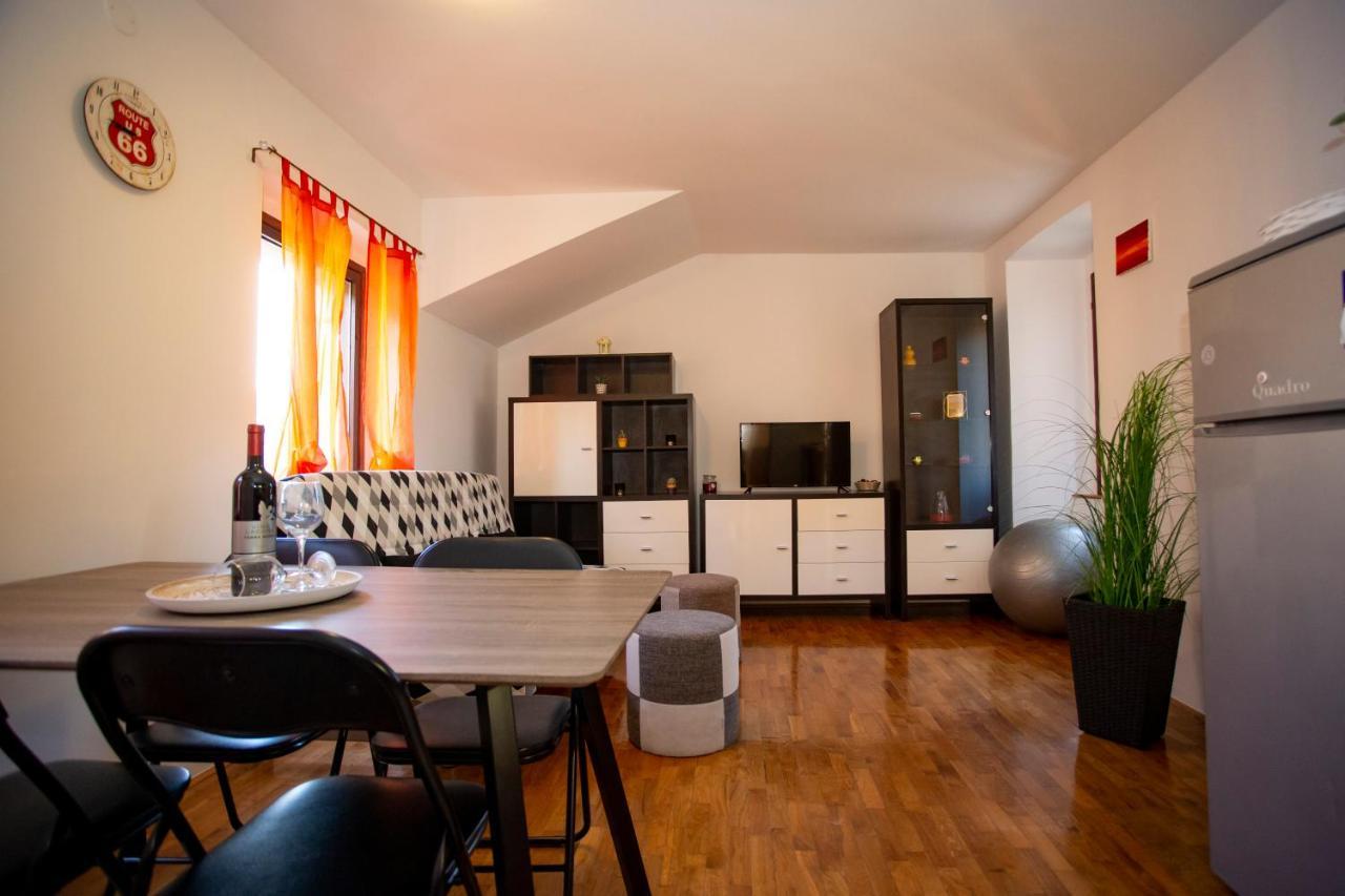 PUY Apartment Kika מראה חיצוני תמונה