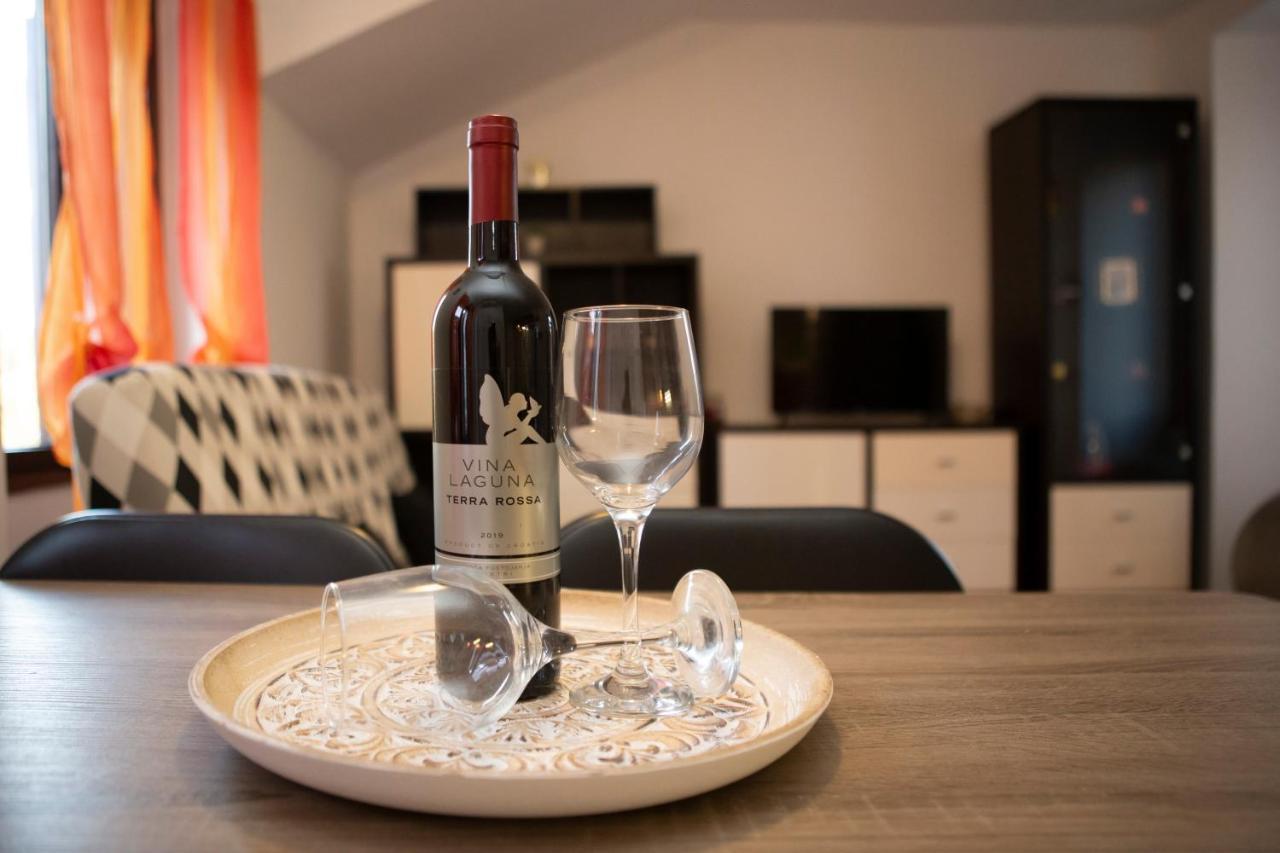 PUY Apartment Kika מראה חיצוני תמונה